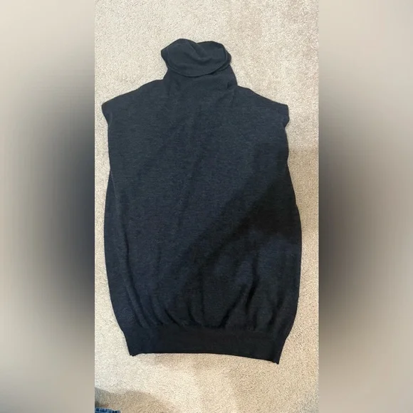 Loulou Studio Fazziolu Top with shoulder pads - Picture 2 of 4